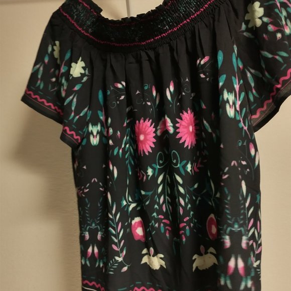 Off shoulder floral blouse - Picture 3 of 3